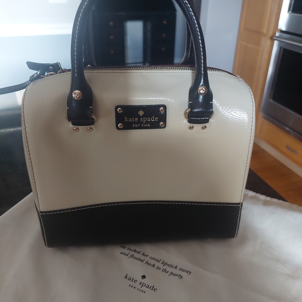 Kate Spade Black and Cream Women's Bag